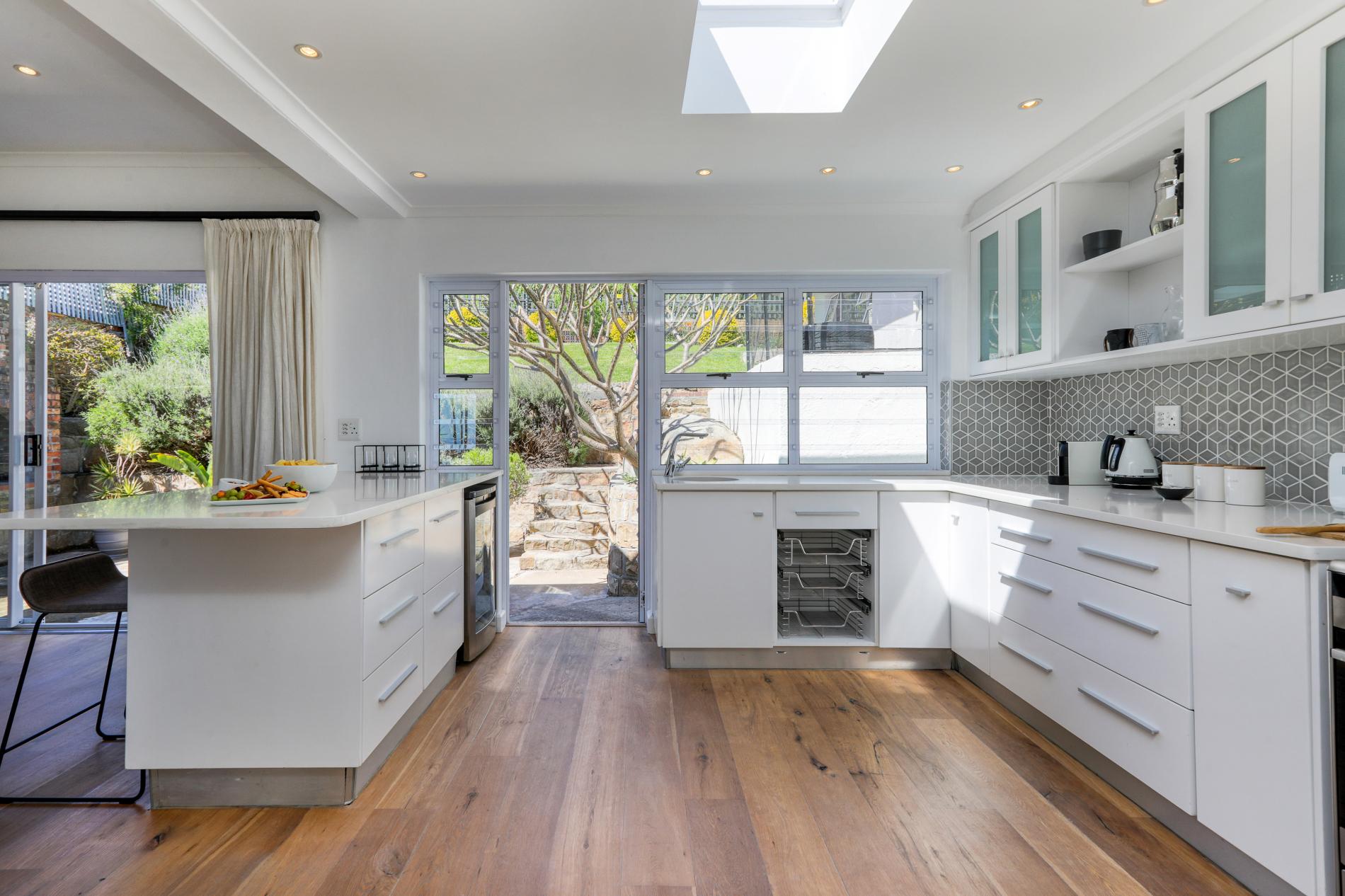 Camps Bay Deluxe 21