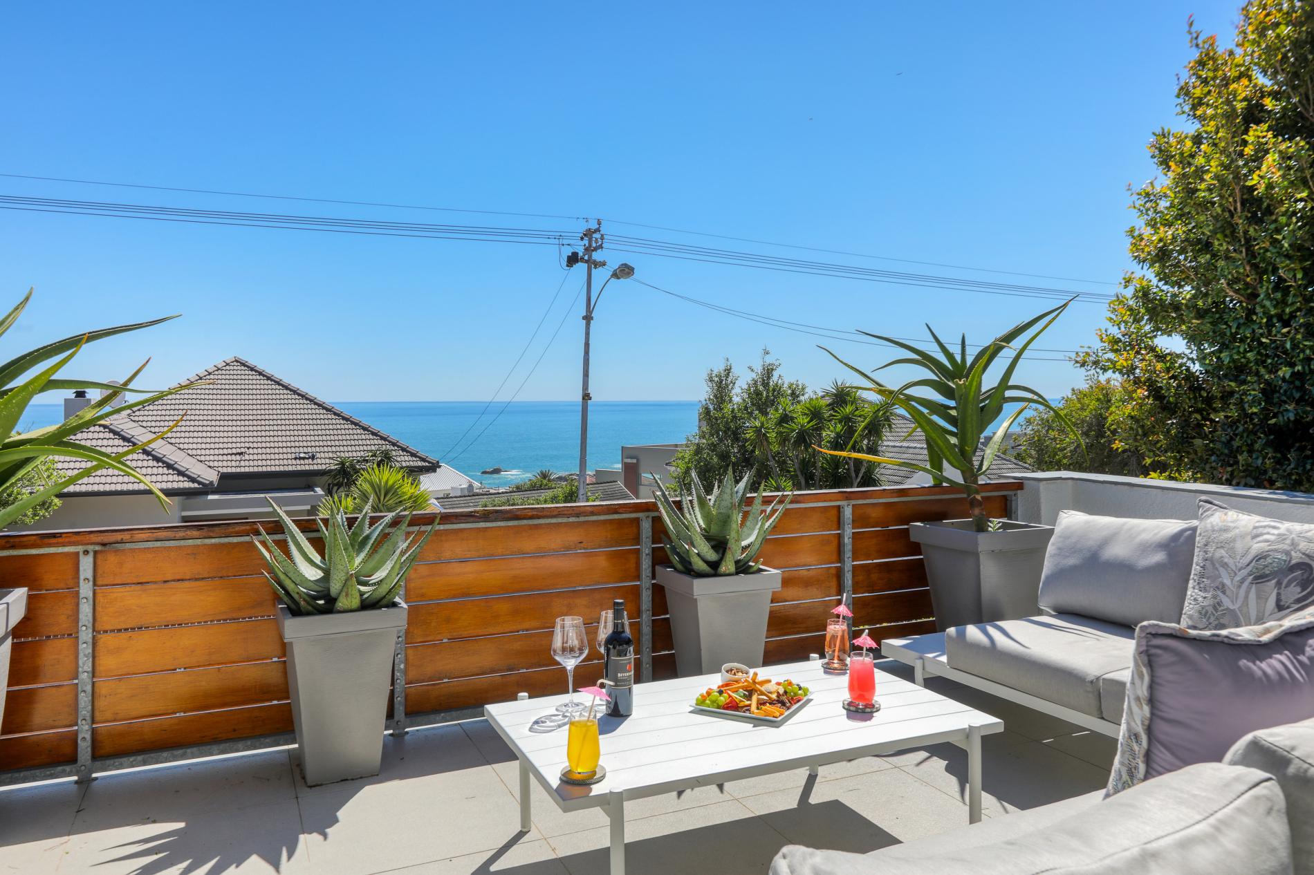 Camps Bay Deluxe 3