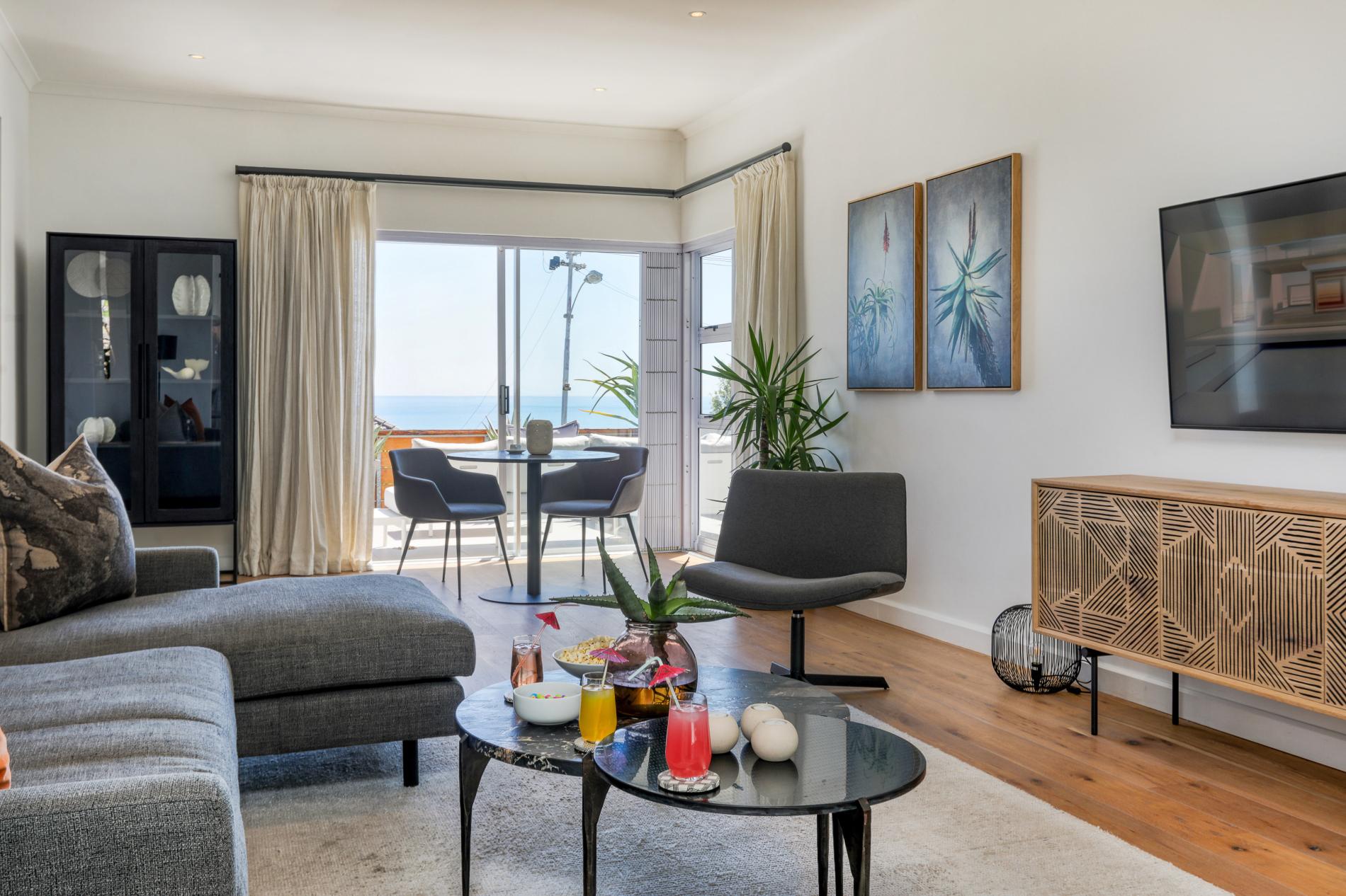 Camps Bay Deluxe 8