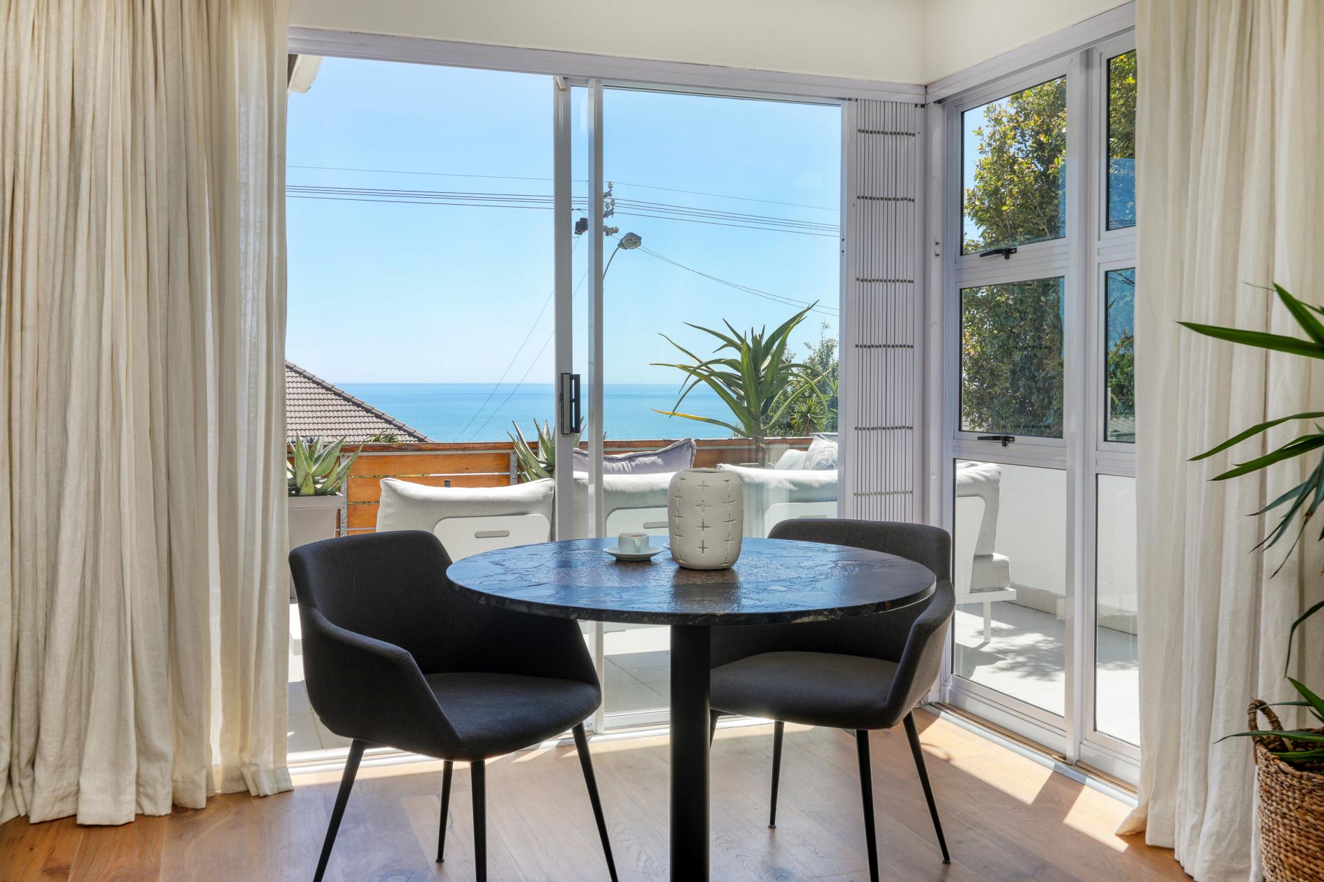 Camps Bay Deluxe 9