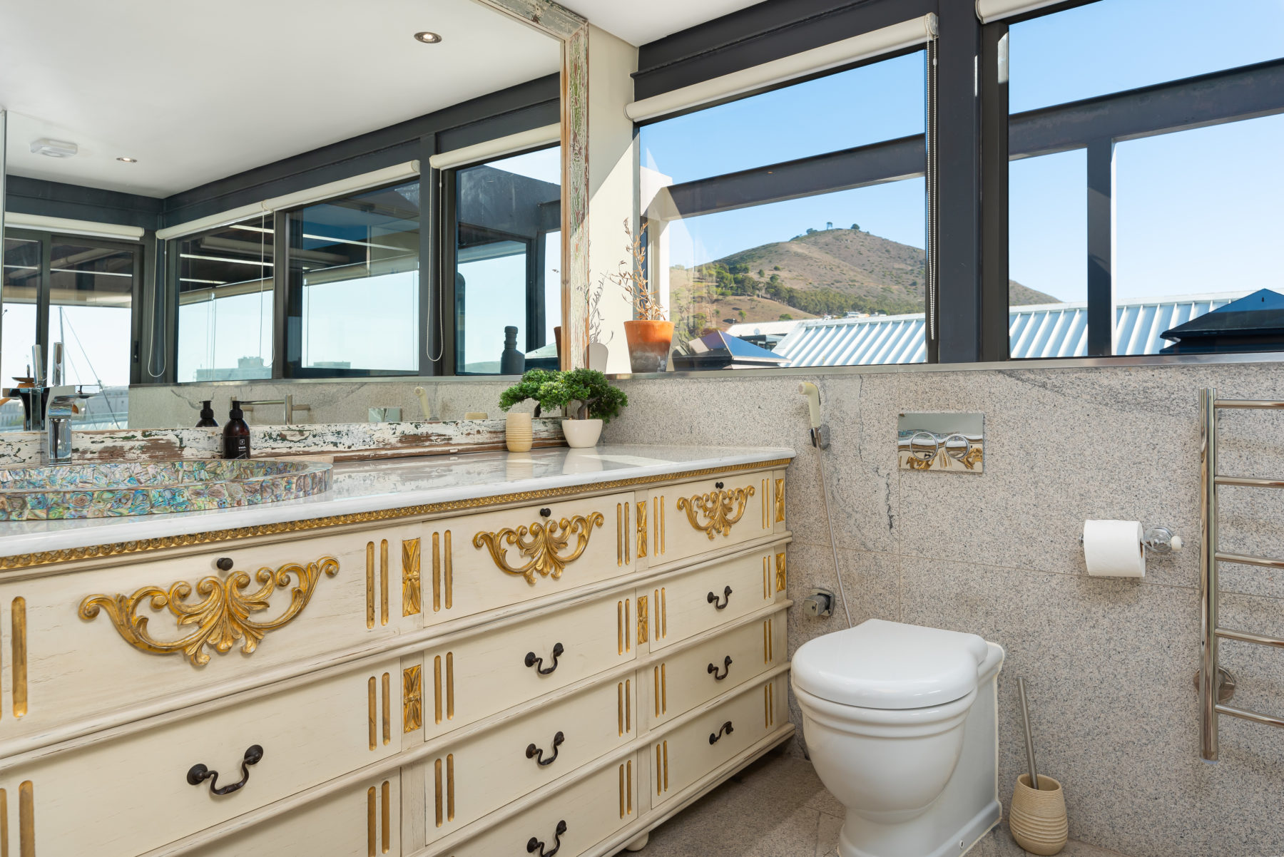 Penthouse 402 Parergon 17