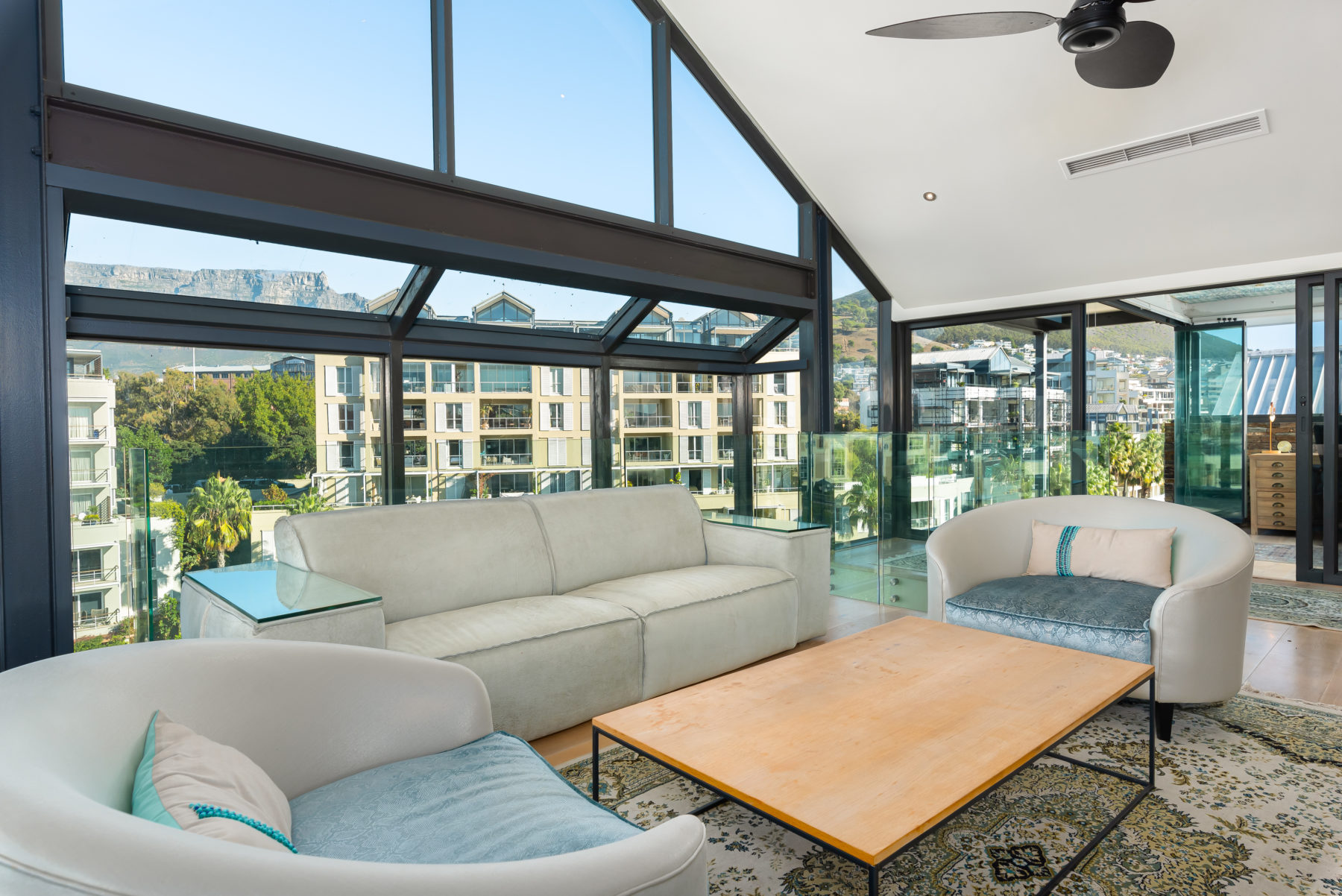 Penthouse 402 Parergon 2