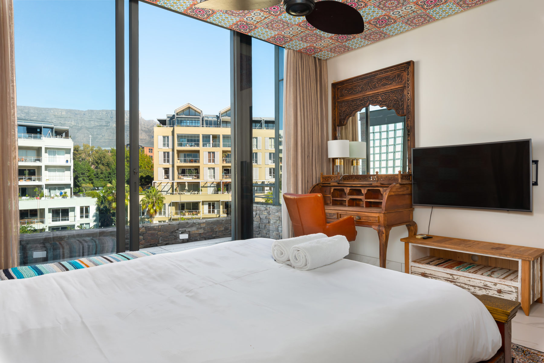 Penthouse 402 Parergon 20