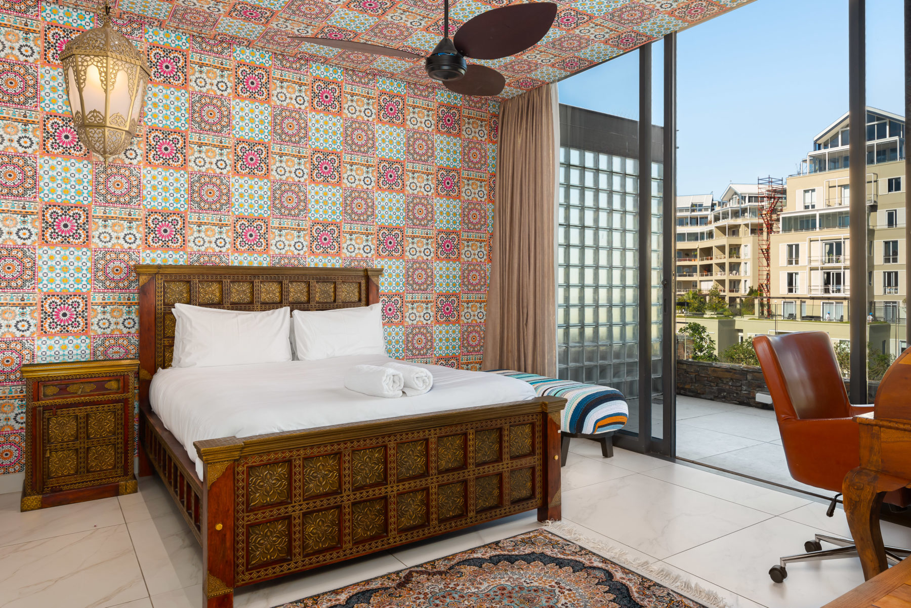 Penthouse 402 Parergon 21