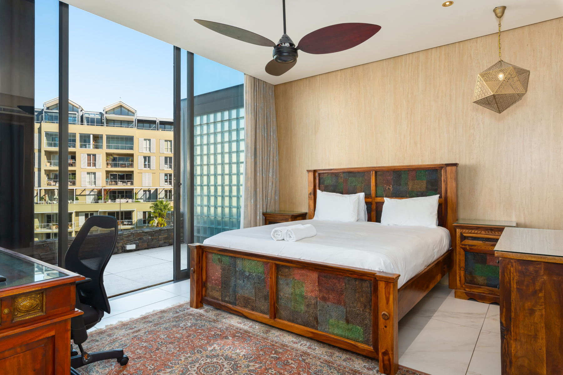 Penthouse 402 Parergon 24