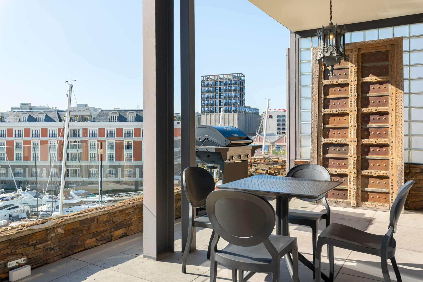 Penthouse 402 Parergon 39
