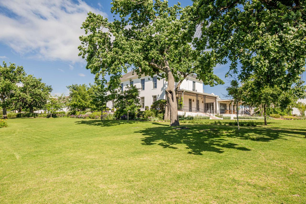 Manor House 13