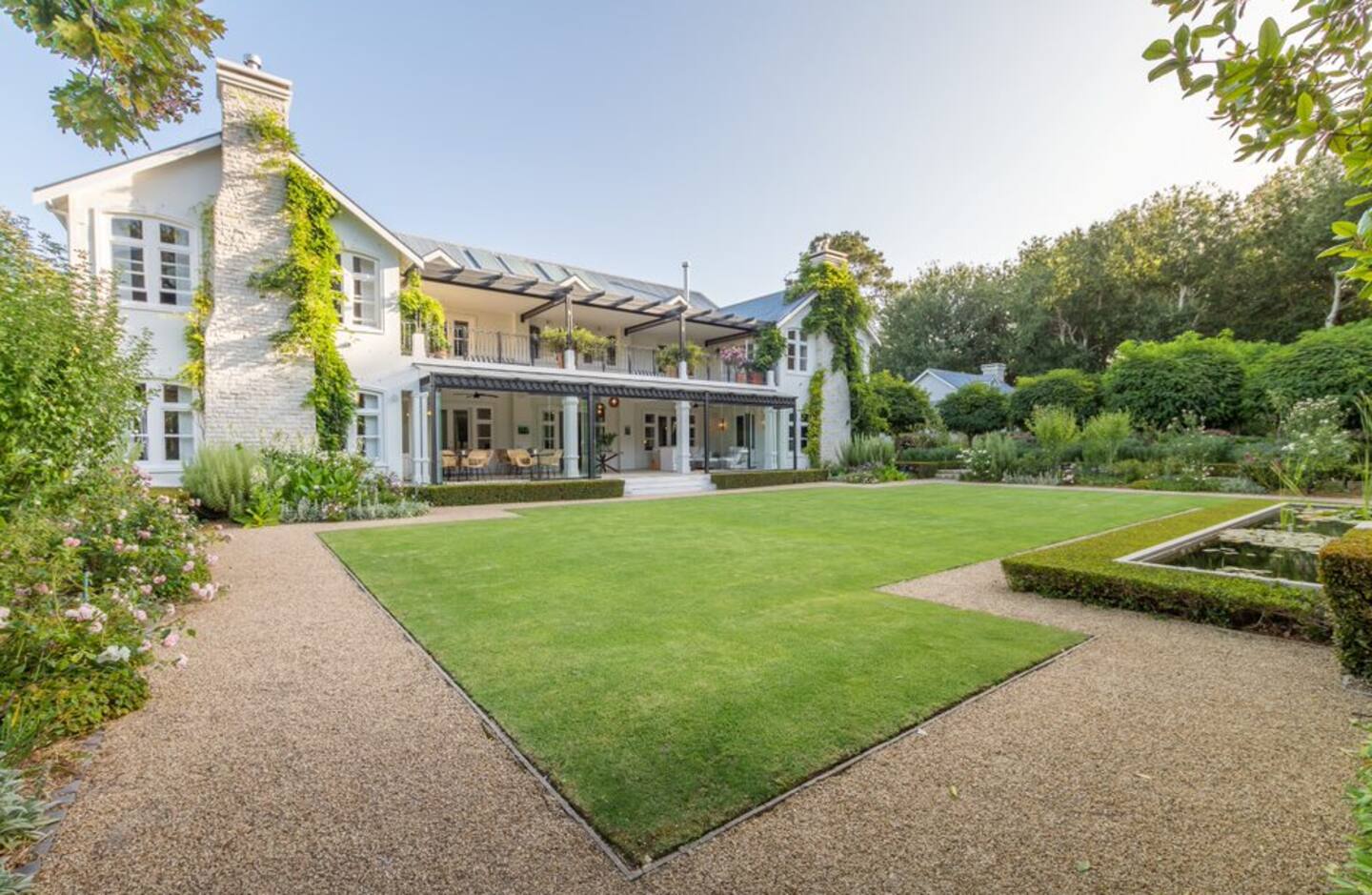 Constantia Leafy 17