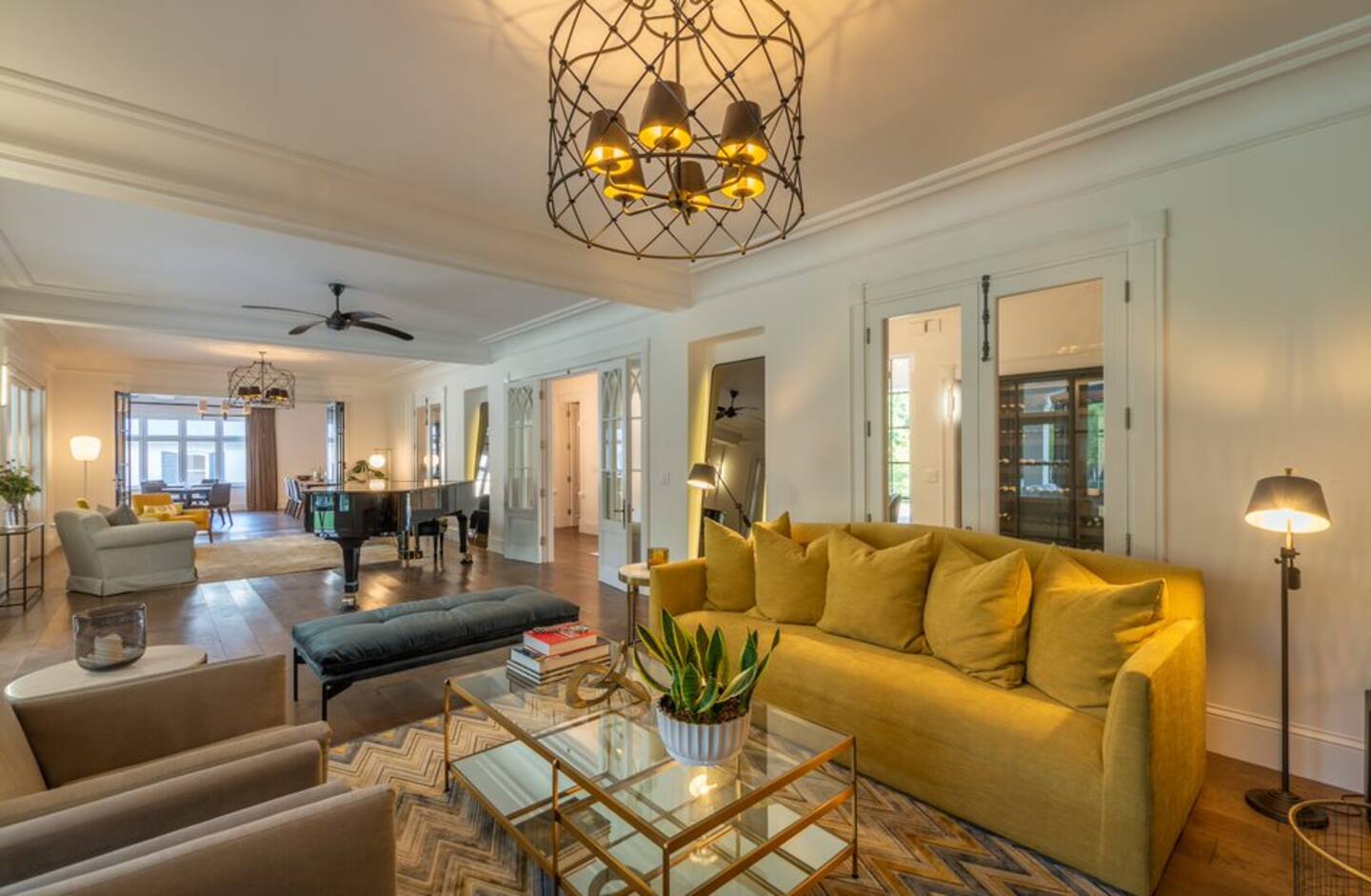 Constantia Leafy 19