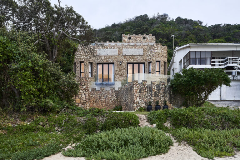 Castle Calcite 18