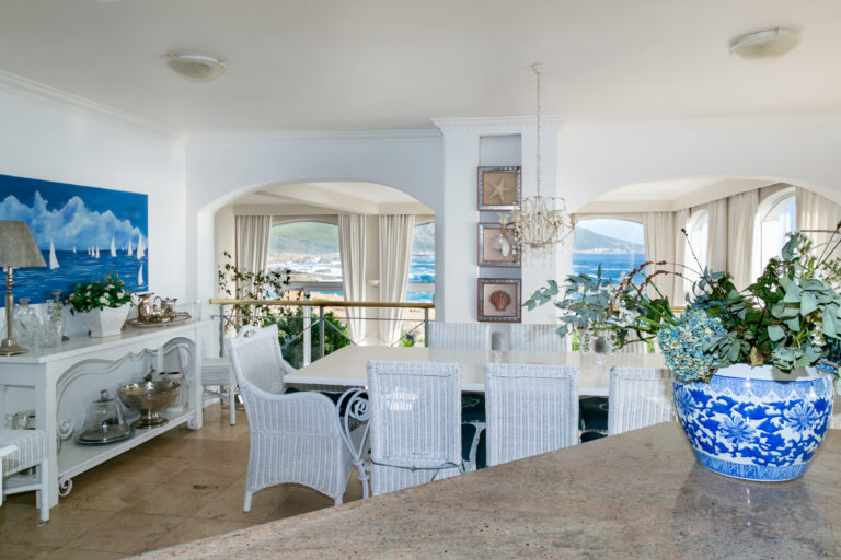 Cape Town Luxury Escapes Llandudno Rocks 8