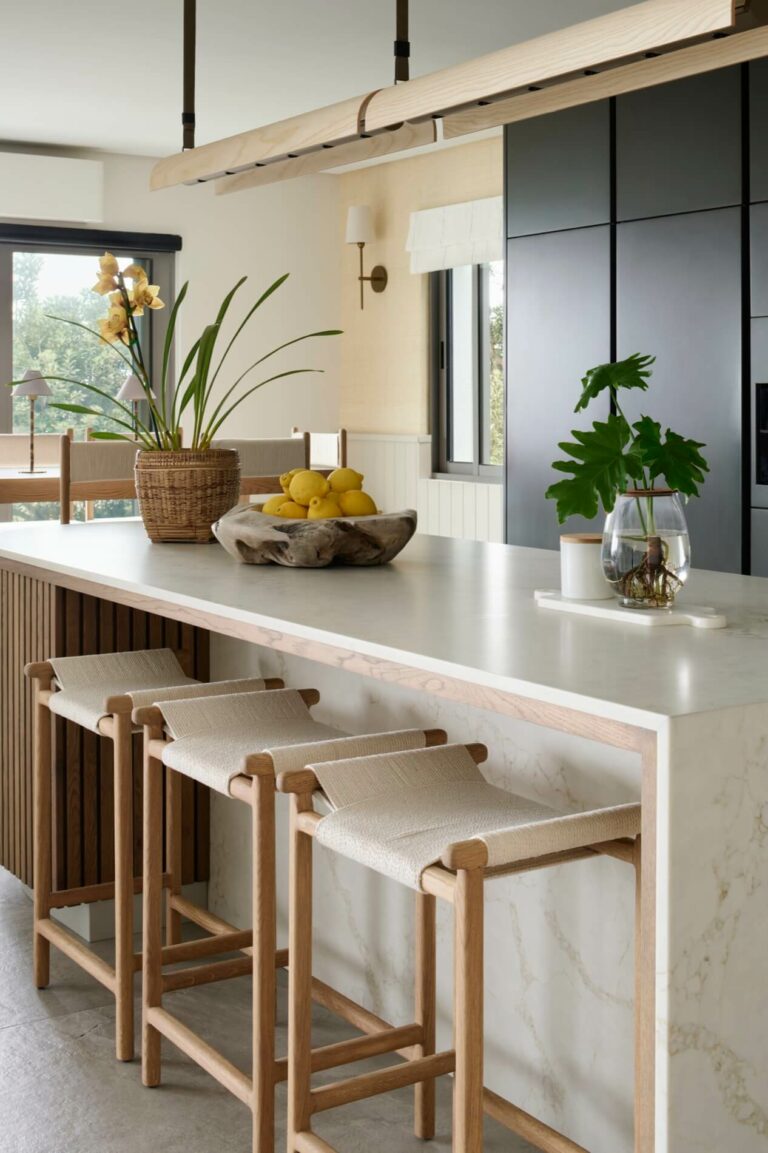 Cape Town Luxury Escapes Kitchen To Cocktail Table Ground Floor