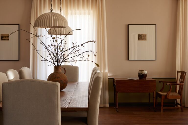 20250905 Colmant S23 Downstairs Dining Room 018 Rt