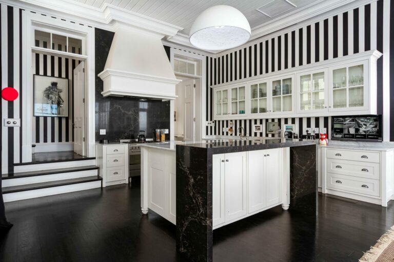 White Cliffs Villa9 Min