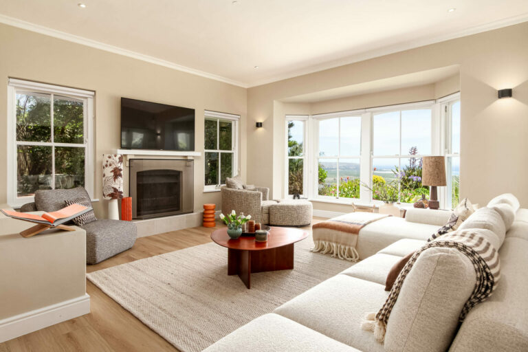 21 Sapphire Way L 53