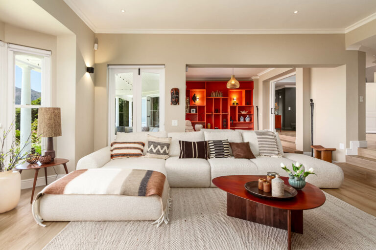 21 Sapphire Way L 57