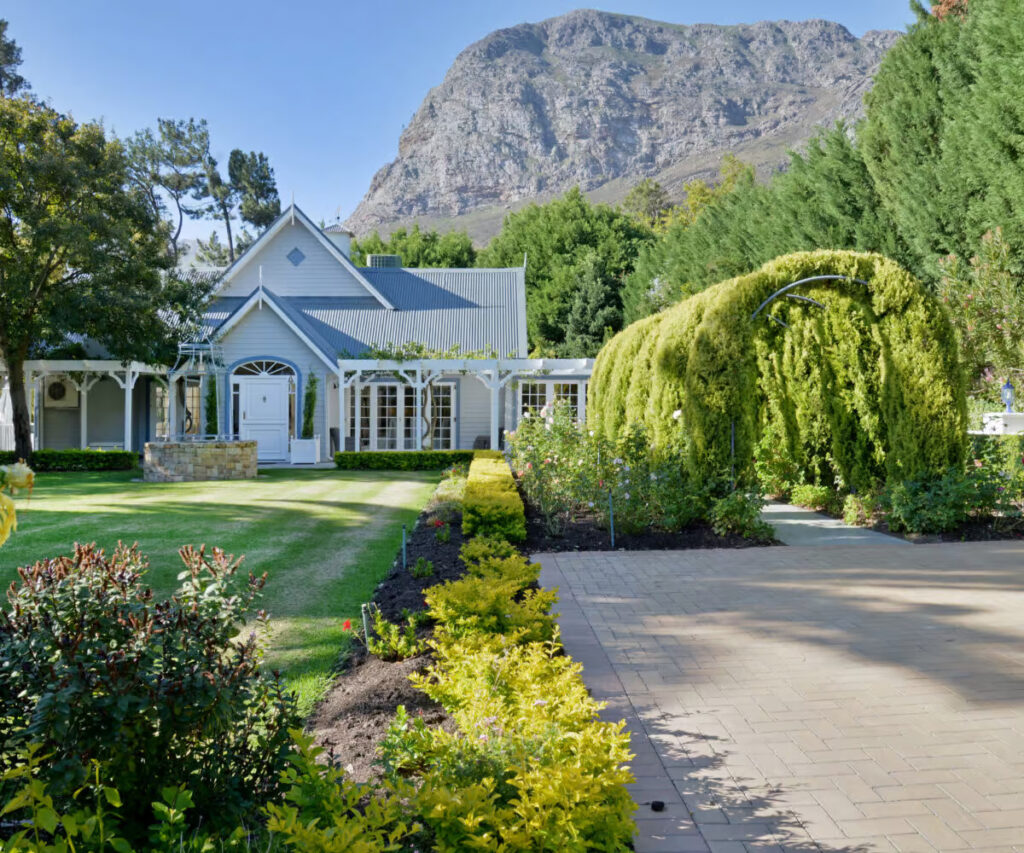 Lake Cottage